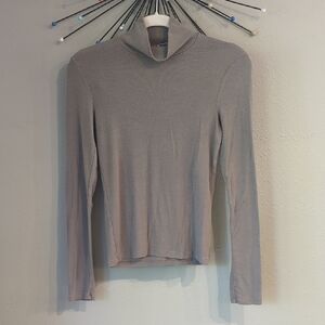 Wilfed Ribbed Turtleneck Green Top Long Sleeve  Modal Stretch Medium